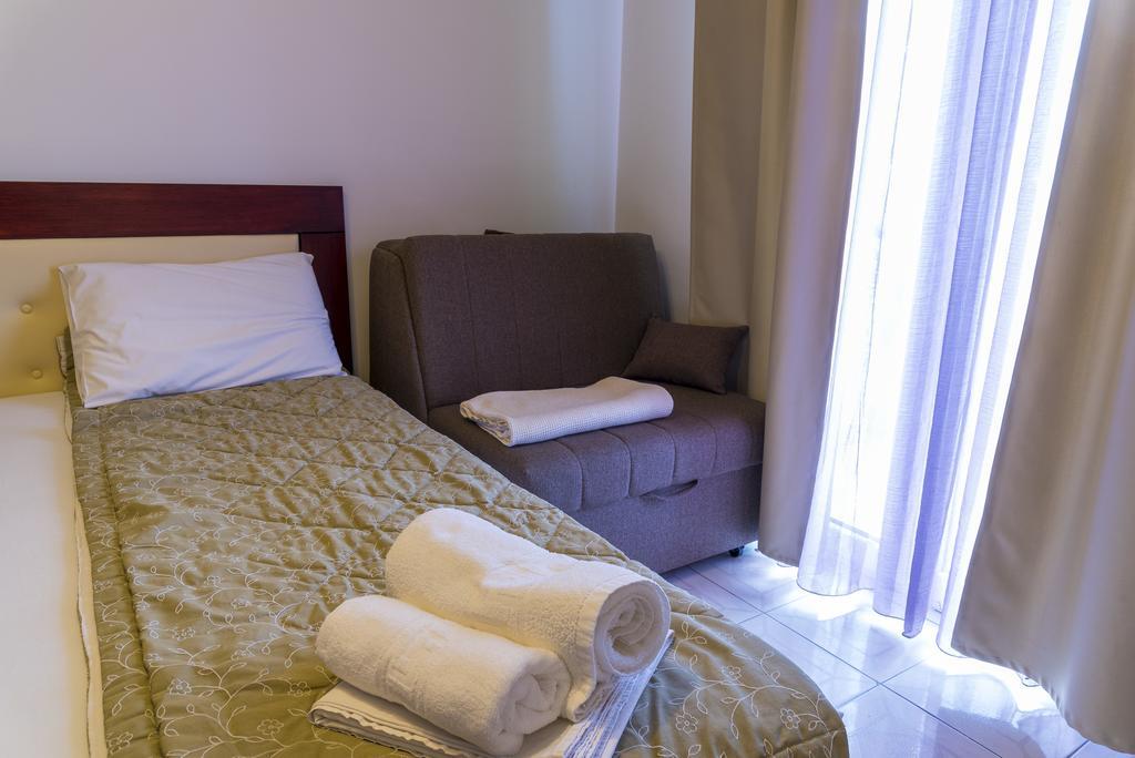 Hotel Zografos Paralía Extérieur photo