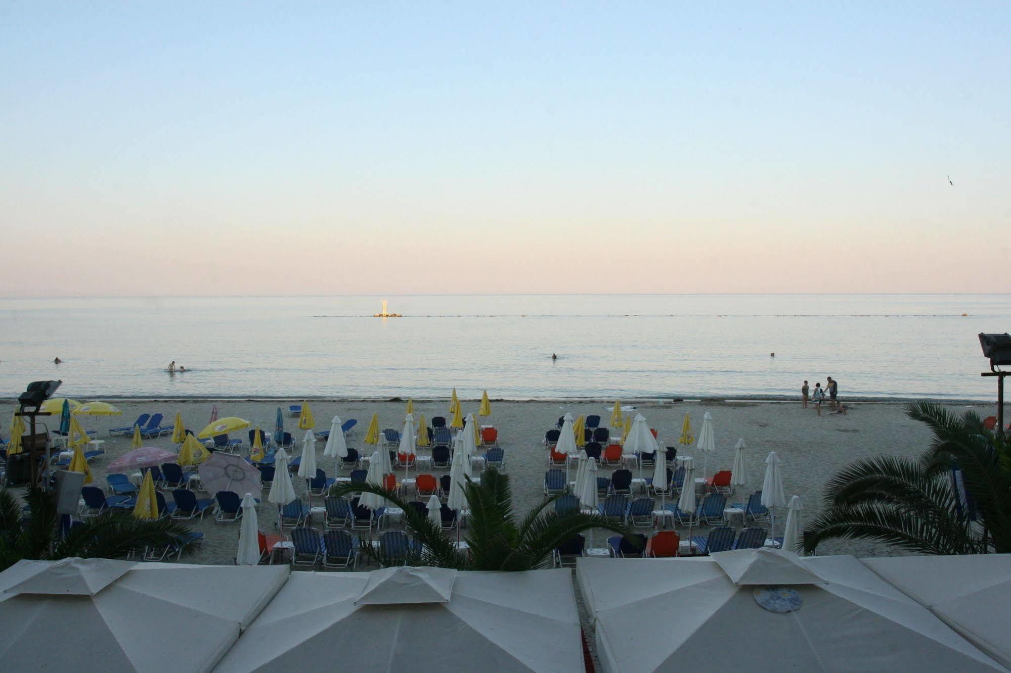 Hotel Zografos Paralía Extérieur photo
